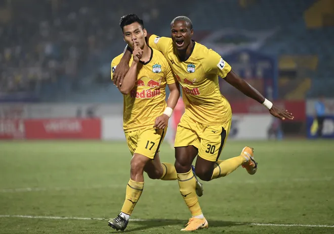 ẢNH: C&ocirc;ng Phượng, Văn Thanh lập c&ocirc;ng, HAGL đ&aacute;nh bại ĐKVĐ V.League Viettel - Ảnh 14.