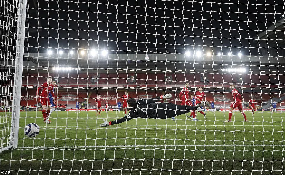 Liverpool 0-1 Chelsea: Thua trận thứ 5 liên tiếp trên sân nhà, The Kop rơi xuống vị trí thứ 7 - Ảnh 2. Liverpool 0-1 Chelsea: Thua trận thứ 5 liên tiếp trên sân nhà, The Kop rơi xuống vị trí thứ 7 - Ảnh 2.