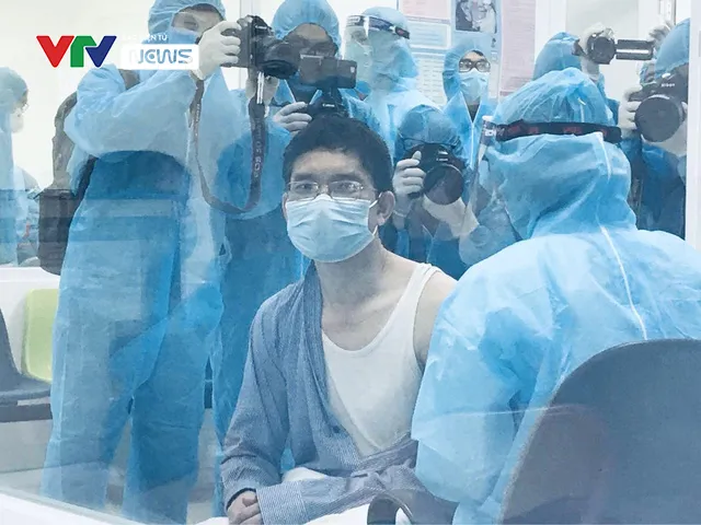 Bộ Y tế kêu gọi người dân cả nước đến lượt mình hãy đi tiêm phòng COVID-19 - Ảnh 3. Bộ Y tế kêu gọi người dân cả nước đến lượt mình hãy đi tiêm phòng COVID-19 - Ảnh 3.