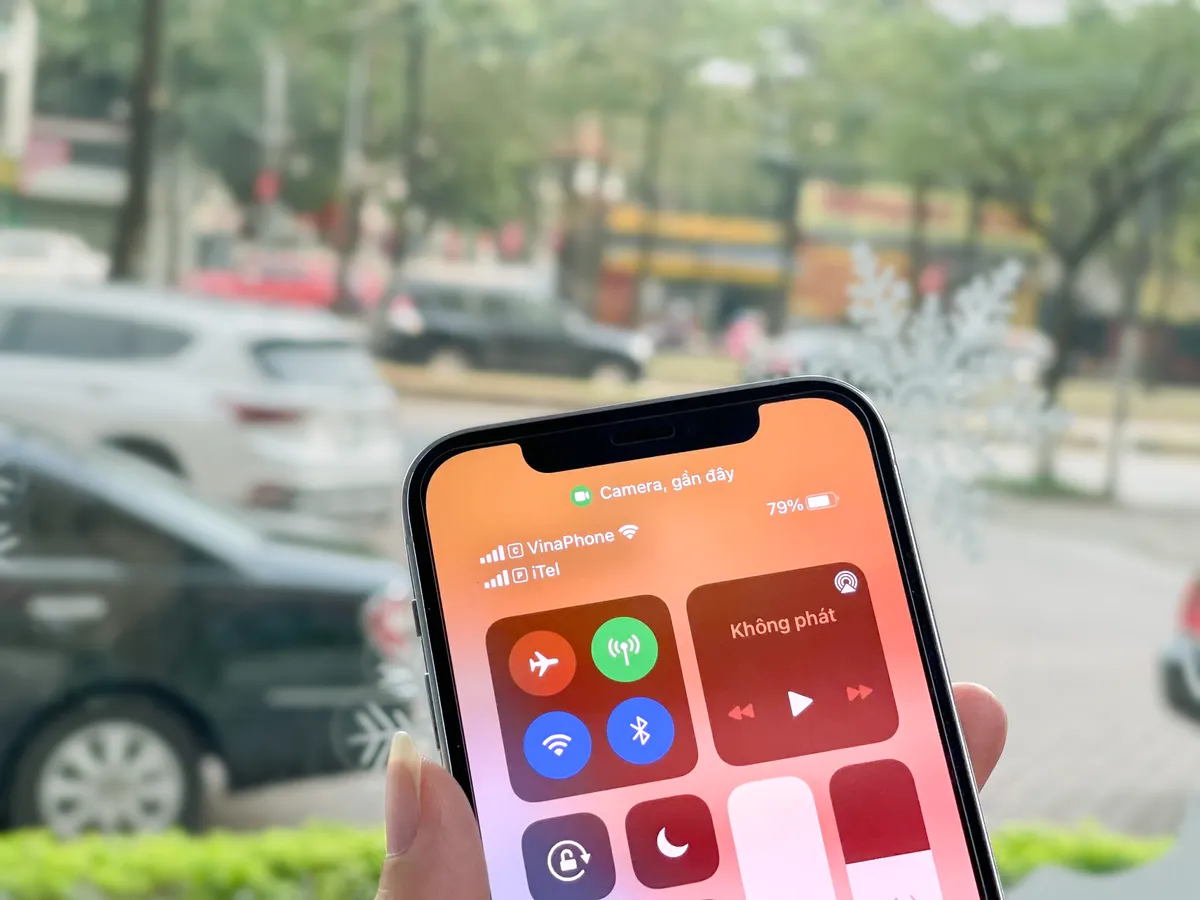 Mạng di động iTel chính thức cung cấp công nghệ eSIM tới người dùng tại Việt Nam - Ảnh 1. Mạng di động iTel chính thức cung cấp công nghệ eSIM tới người dùng tại Việt Nam - Ảnh 1.