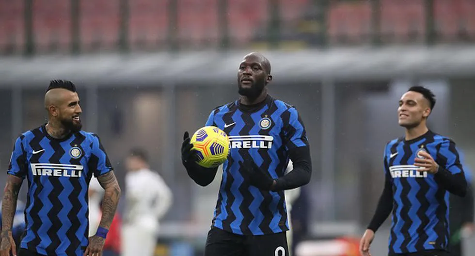 Inter Milan c&ocirc;ng bố logo mới ấn tượng - Ảnh 1.