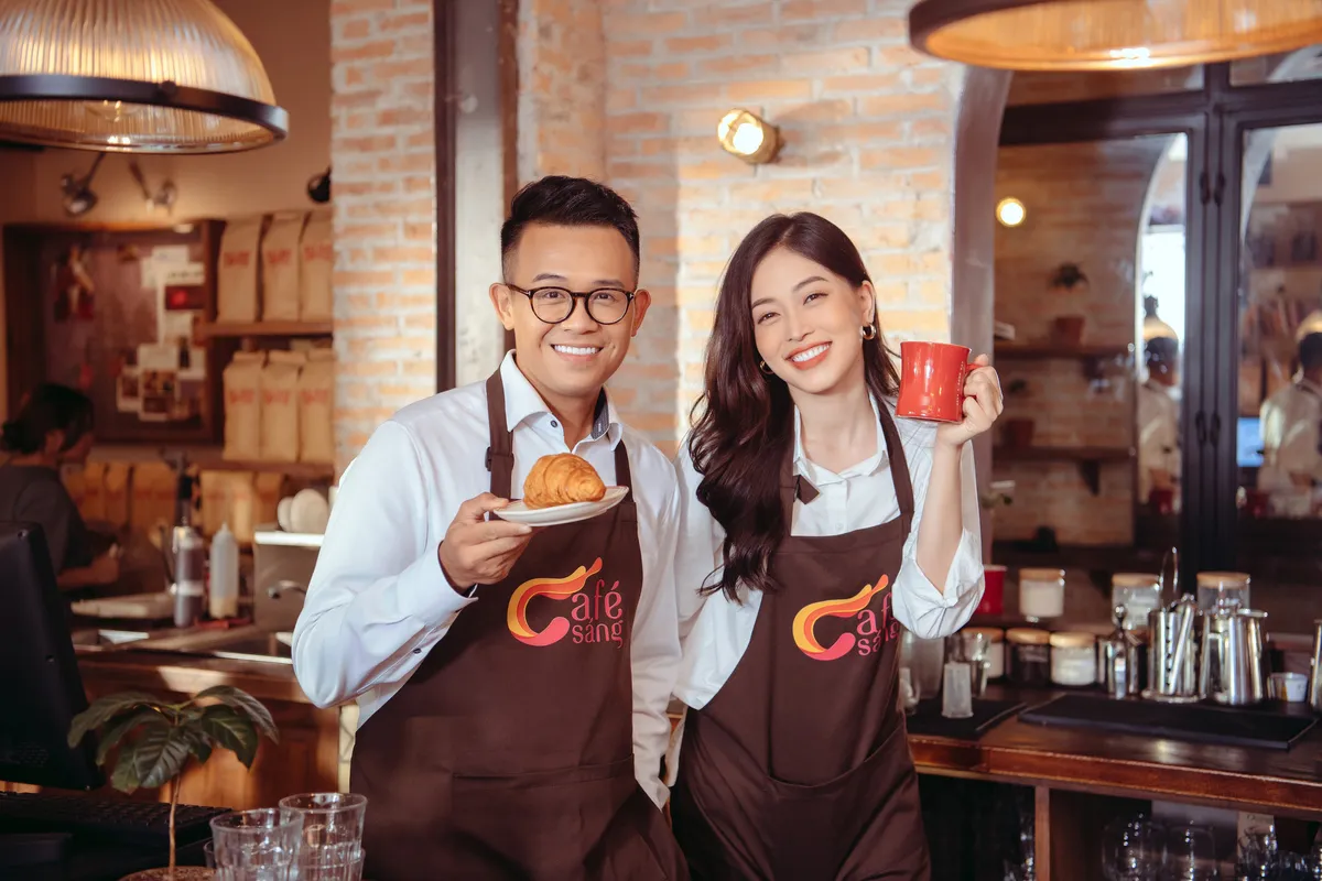 Café sáng hội tụ dàn MC hoành tráng - Ảnh 3.