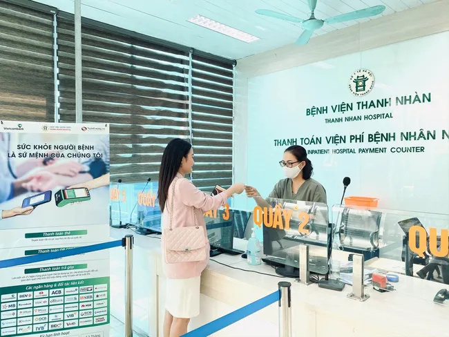 Bộ Công an xác minh vụ việc ở Bệnh viện Tim Hà Nội và Bệnh viện Thanh Nhàn - Ảnh 1.