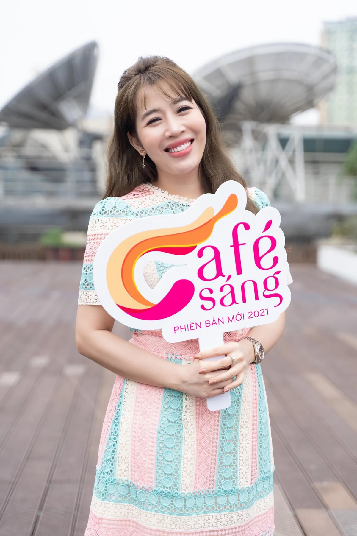 BTV Diệp Chi ngủ một giấc thật ngon sau khi Café sáng lên sóng - Ảnh 1.