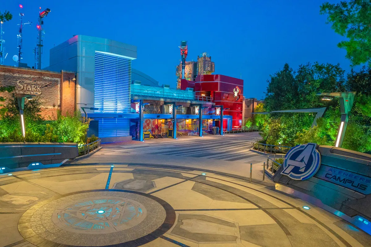 Disneyland sẽ ra mắt khuôn viên Avengers vào tháng 6 - Ảnh 1. Disneyland sẽ ra mắt khuôn viên Avengers vào tháng 6 - Ảnh 1.