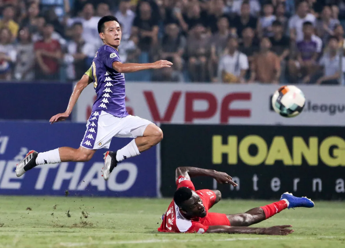 V.League 2021 vòng 10, CLB Hà Nội quyết lấy điểm ở Pleiku trước Hoàng Anh Gia Lai (17h00 ngày 18/4 trực tiếp trên VTV5, VTV6, VTV5 Tây Nguyên) - Ảnh 3. V.League 2021 vòng 10, CLB Hà Nội quyết lấy điểm ở Pleiku trước Hoàng Anh Gia Lai (17h00 ngày 18/4 trực tiếp trên VTV5, VTV6, VTV5 Tây Nguyên) - Ảnh 3.