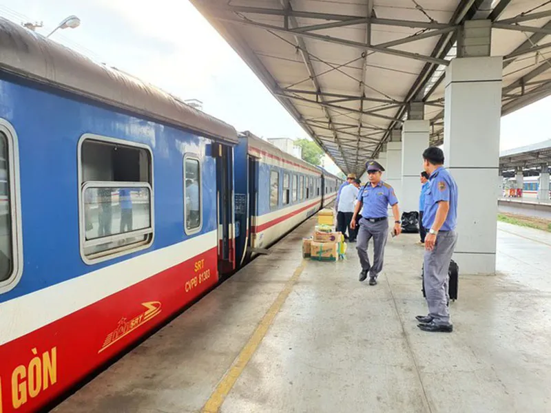 Đầu tư đường sắt tốc độ cao Bắc - Nam: Băn khoăn các phương án lựa chọn - Ảnh 2.