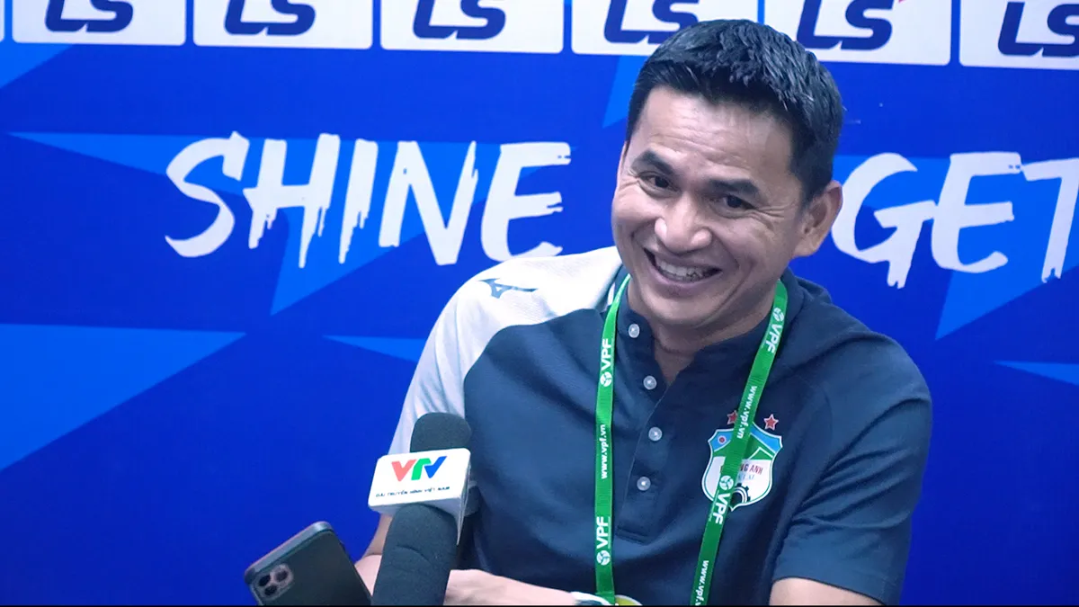 V.League 2021: HAGL ẵm trọn giải thưởng tháng 4 - Ảnh 1. V.League 2021: HAGL ẵm trọn giải thưởng tháng 4 - Ảnh 1.
