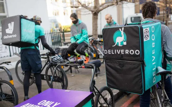 Dịch vụ giao đồ ăn Deliveroo có thương vụ IPO tồi tệ nhất lịch sử London - Ảnh 1.