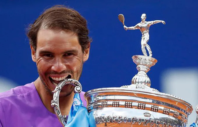 Nadal: Tôi chưa từng trải qua trận chung kết nào khó khăn như thế... - Ảnh 2. Nadal: Tôi chưa từng trải qua trận chung kết nào khó khăn như thế... - Ảnh 2.
