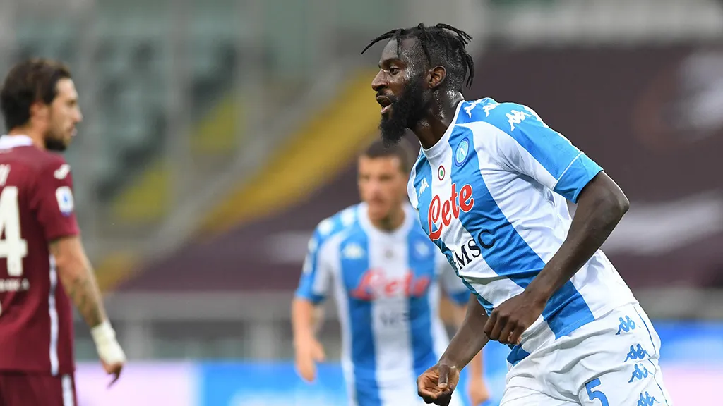 Lazio 3-0 AC Milan: Thất bại bất ngờ (Vòng 33 Serie A 2020/21) - Ảnh 3.