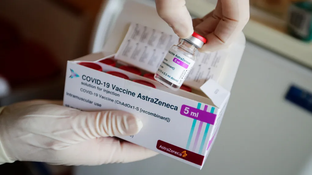 Malaysia khẳng định vaccine COVID-19 của AstraZeneca an toàn để sử dụng - Ảnh 1.