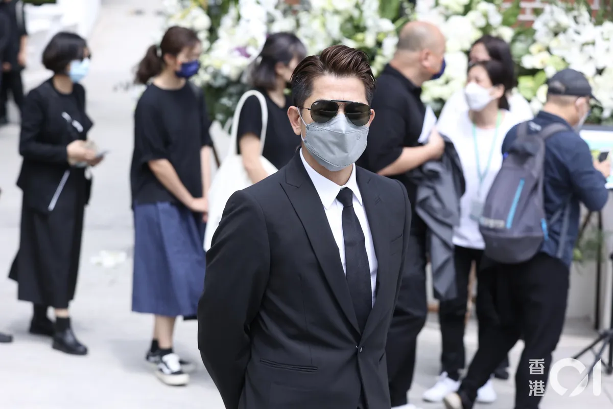 Vợ diễn vi&ecirc;n qu&aacute; cố Li&ecirc;u Khải Tr&iacute; n&oacute;i về những ng&agrave;y cuối đời của chồng: Anh ấy li&ecirc;n tục kh&oacute;c - Ảnh 6.