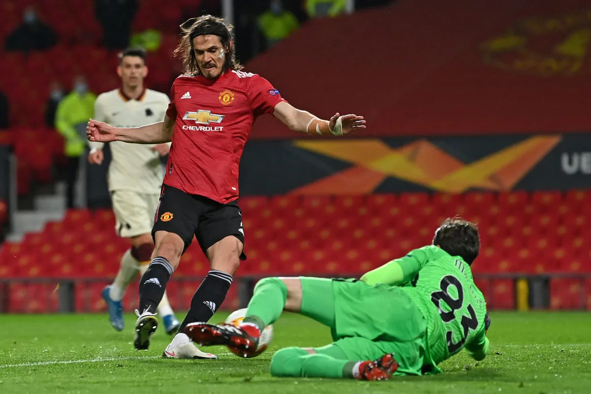 Man Utd đón tin vui, Cavani quyết định ở lại Old Trafford - Ảnh 1. Man Utd đón tin vui, Cavani quyết định ở lại Old Trafford - Ảnh 1.