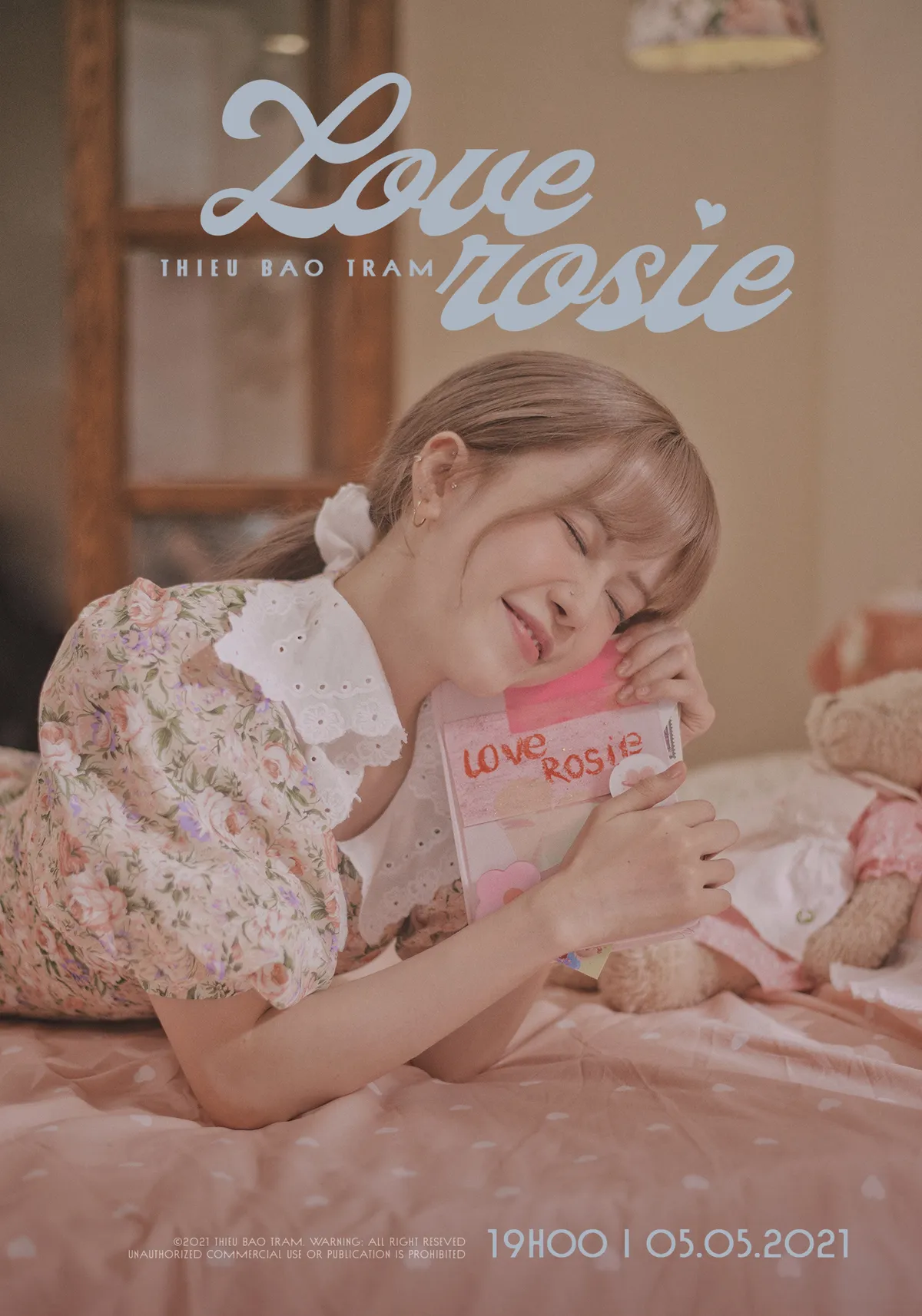 Thiều Bảo Tr&acirc;m nhắn nhủ trng MV mới: Em mong thế giới n&agrave;y dịu d&agrave;ng với anh - Ảnh 1.