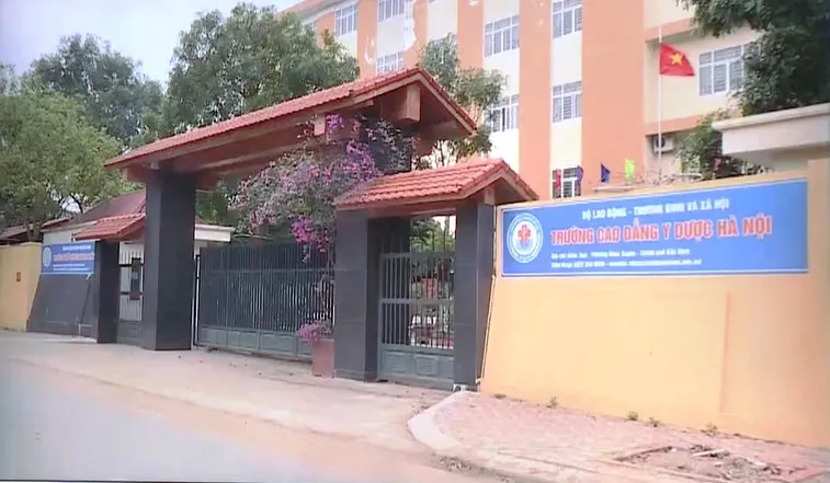 Đặt t&ecirc;n trường kh&ocirc;ng đ&uacute;ng bản chất hoạt động: Cần chấm dứt ngay để tr&aacute;nh nhầm lẫn cho người học - Ảnh 1.