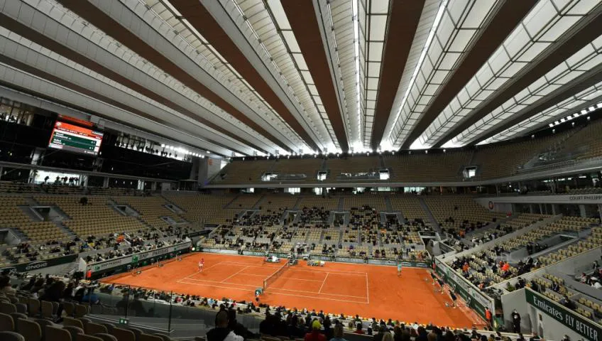 Ban tổ chức Roland Garros bàn phương án tổ chức với chính phủ Pháp - Ảnh 1. Ban tổ chức Roland Garros bàn phương án tổ chức với chính phủ Pháp - Ảnh 1.