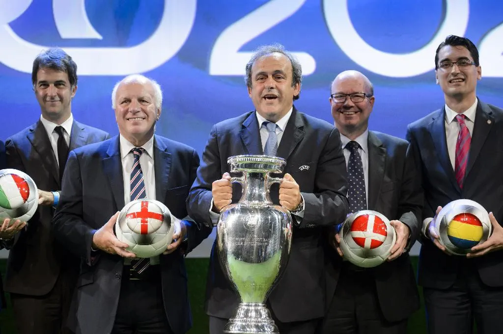 Nỗi lo COVID-19 phủ bóng EURO 2020 - Ảnh 2.