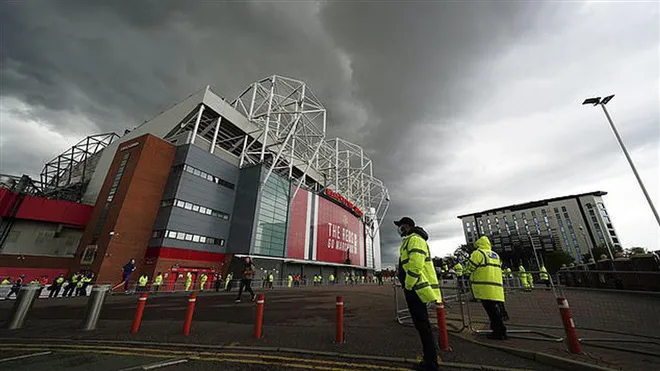An ninh siết chặt trước trận Manchester United - Liverpool - Ảnh 4. An ninh siết chặt trước trận Manchester United - Liverpool - Ảnh 4.