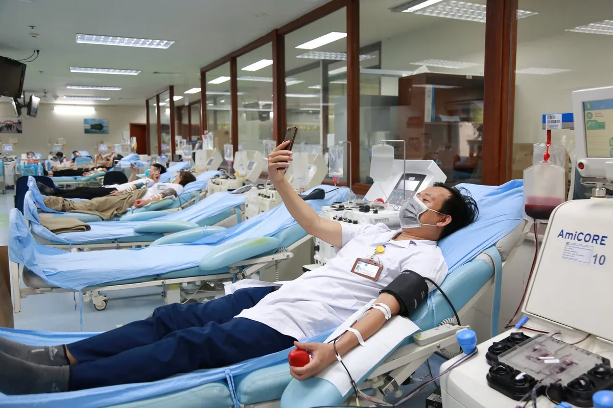 Kêu gọi người dân đủ điều kiện sức khỏe hiến máu, hiến tiểu cầu - Ảnh 1.