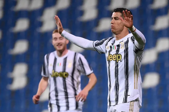 Ronaldo và Dybala cùng đạt cột mốc 100 bàn cho Juventus - Ảnh 2. Ronaldo và Dybala cùng đạt cột mốc 100 bàn cho Juventus - Ảnh 2.