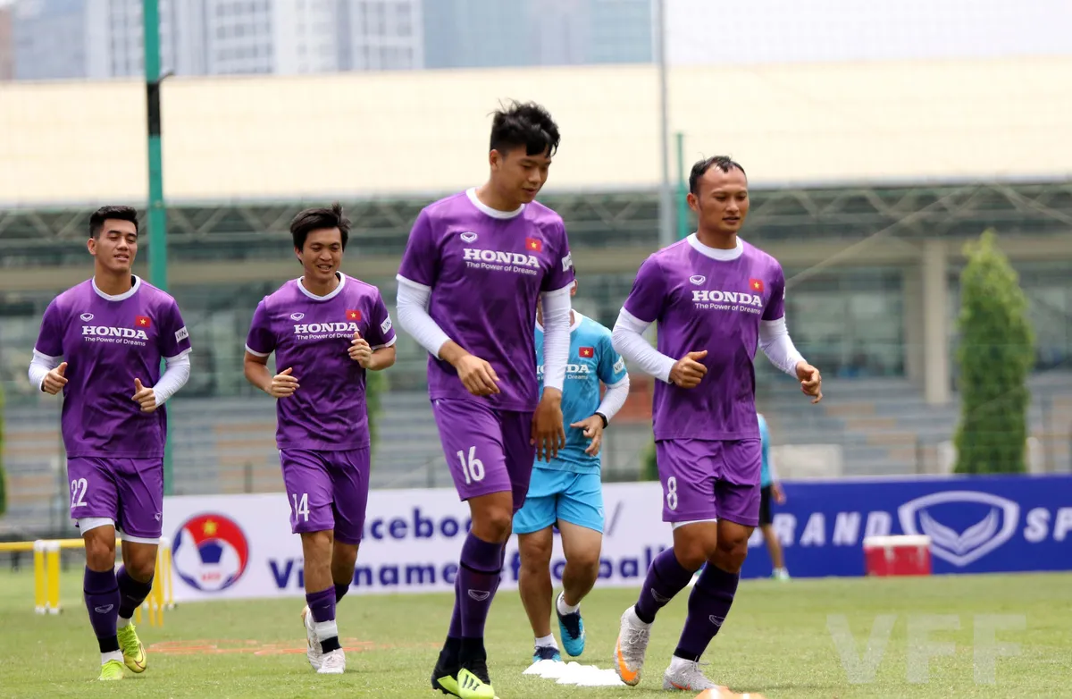 ĐT Việt Nam đón tin vui với sự trở lại của Văn Hậu và Văn Xuân - Ảnh 2. ĐT Việt Nam đón tin vui với sự trở lại của Văn Hậu và Văn Xuân - Ảnh 2.