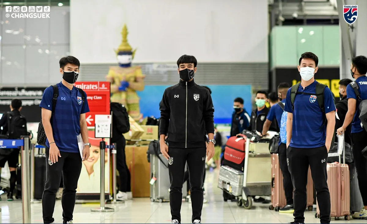 Vòng loại World Cup 2022: ĐT Thái Lan mang 39 cầu thủ tới UAE - Ảnh 1. Vòng loại World Cup 2022: ĐT Thái Lan mang 39 cầu thủ tới UAE - Ảnh 1.