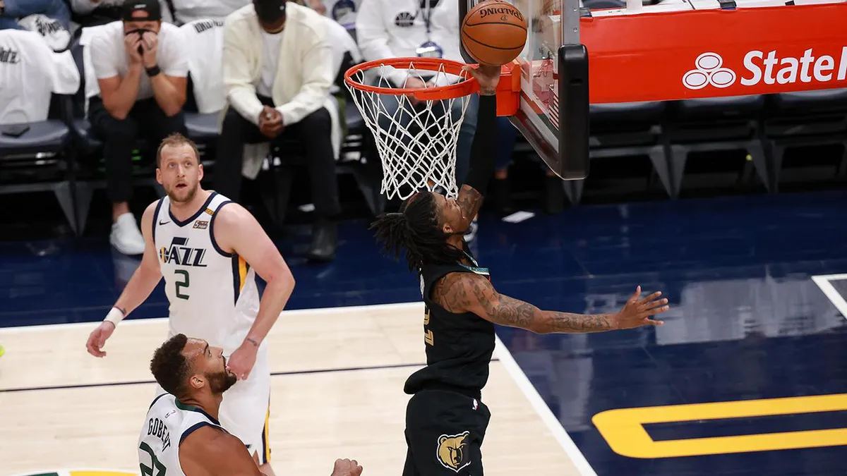 NBA Playoffs 2021 - ngày 24/5: Câu chuyện về những chấn thương - Ảnh 1.