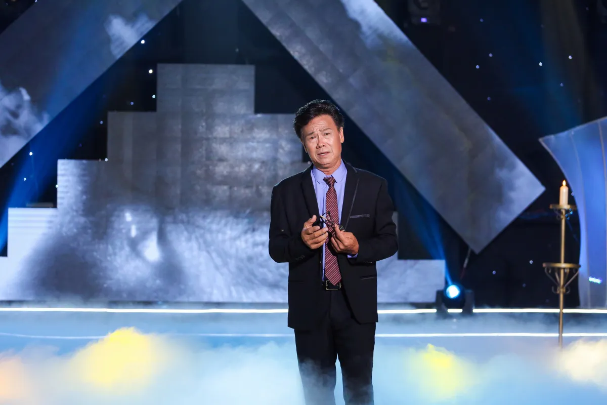 NSƯT Cao Minh h&aacute;t &ldquo;Giọt nước mắt&rdquo; nhớ về kỷ niệm thời ni&ecirc;n thiếu - Ảnh 2.