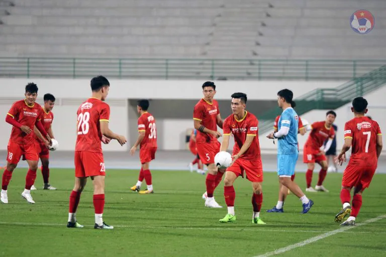 Chùm ảnh: Buổi tập thứ 2 của ĐT Việt Nam tại UAE - Ảnh 3. Chùm ảnh: Buổi tập thứ 2 của ĐT Việt Nam tại UAE - Ảnh 3.