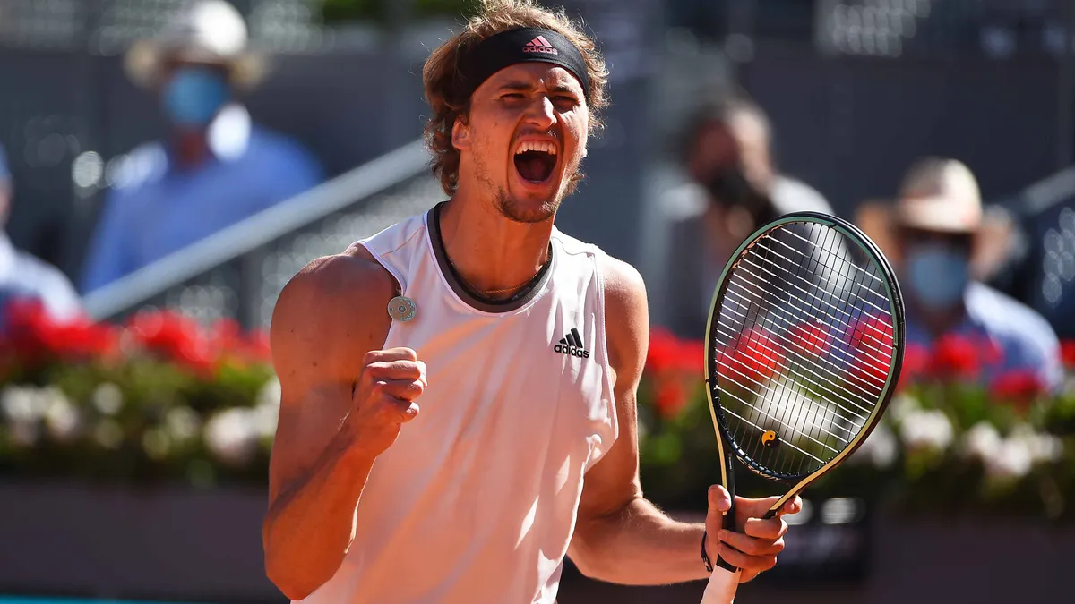 Rafael Nadal bị loại ở tứ kết Madrid Masters 2021 - Ảnh 3. Rafael Nadal bị loại ở tứ kết Madrid Masters 2021 - Ảnh 3.