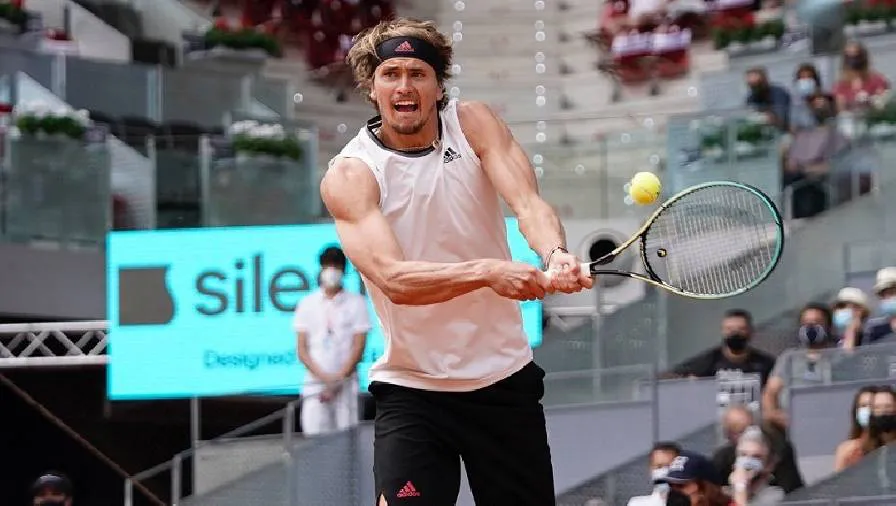 Alexander Zverev thẳng tiến vào chung kết Madrid Masters 2021 - Ảnh 1. Alexander Zverev thẳng tiến vào chung kết Madrid Masters 2021 - Ảnh 1.