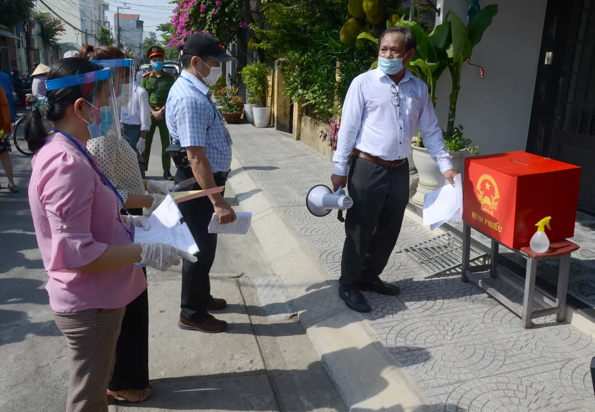 Đà Nẵng chủ động các phương án đảm bảo an toàn phòng, chống dịch trong quá trình bầu cử - Ảnh 1.