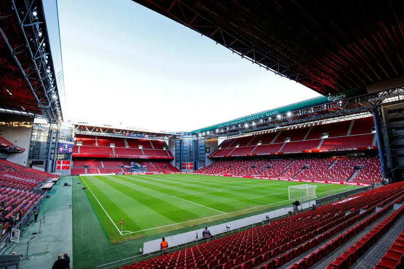 Chiêm ngưỡng 11 sân vận động tổ chức EURO 2020 - Ảnh 11. Chiêm ngưỡng 11 sân vận động tổ chức EURO 2020 - Ảnh 11.