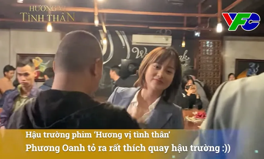 Phương Oanh nhí nhố ở hậu trường Hương vị tình thân - Ảnh 1.