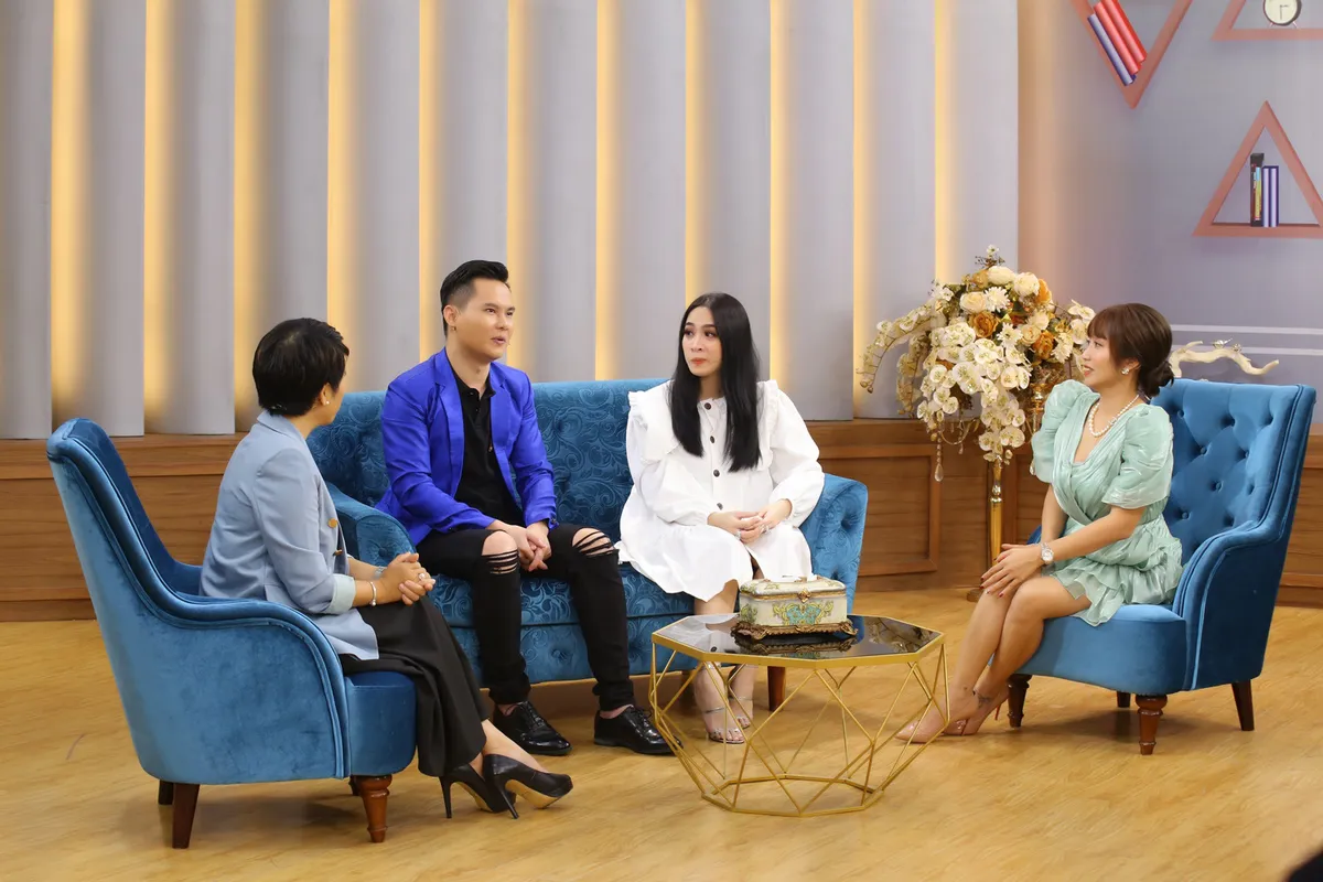 Nhạc sĩ Khởi Phong kh&oacute; t&iacute;nh trong c&ocirc;ng việc, nhiều lần khiến vợ bật kh&oacute;c tại ph&ograve;ng thu - Ảnh 3.