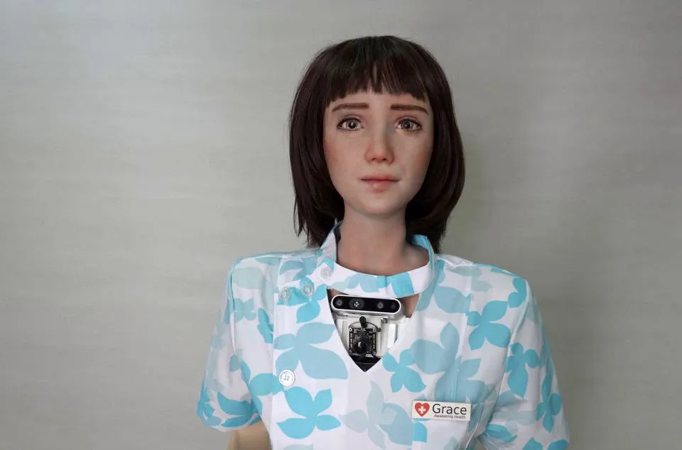 Công dân robot đầu tiên Sophia có thêm em gái là robot y tá - Ảnh 1.