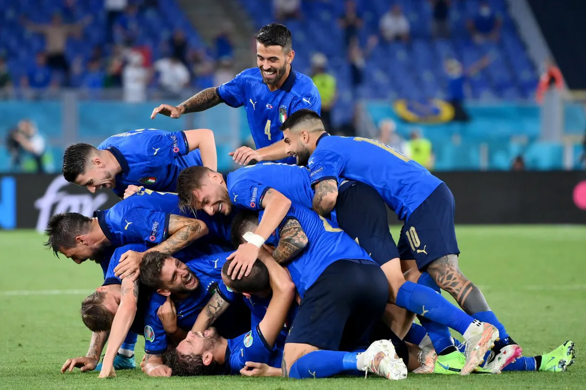 Những đội bóng gây ấn tượng tại vòng bảng EURO 2020 - Ảnh 1. Những đội bóng gây ấn tượng tại vòng bảng EURO 2020 - Ảnh 1.