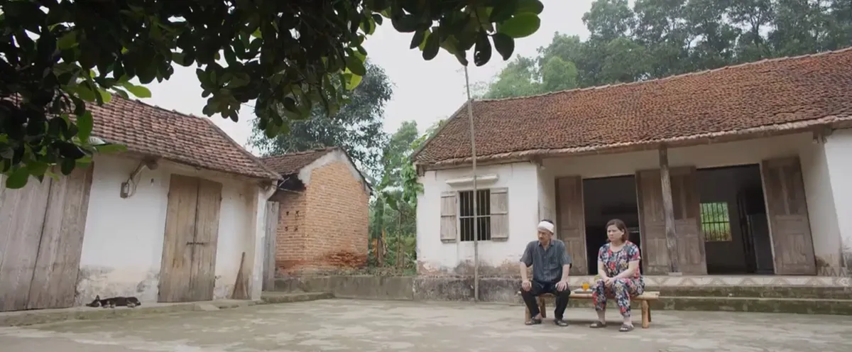 Mùa hoa tìm lại - Tập 14: Tuyết bị người đàn ông 10 năm trước bất ngờ quay về khống chế - Ảnh 14.