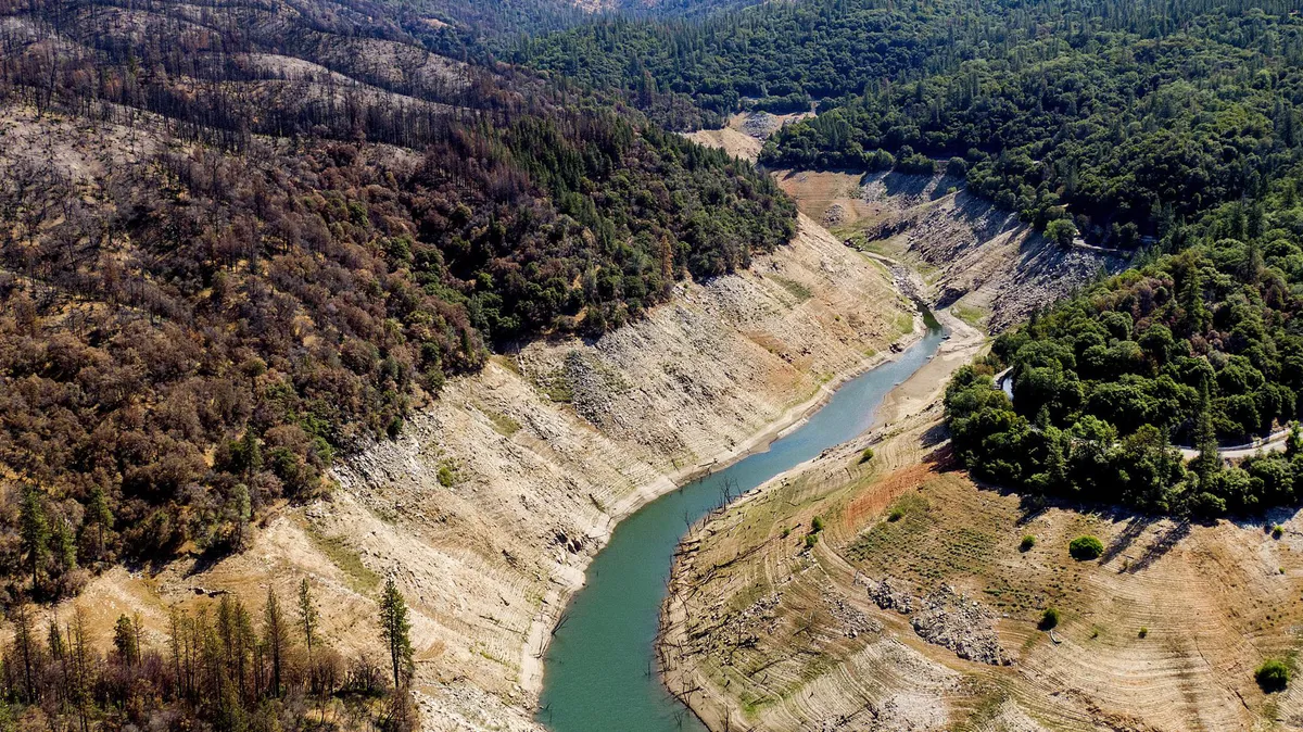 Bang California đối mặt với tình trạng hạn hán nghiêm trọng nhất kể từ năm 1977 - Ảnh 1.