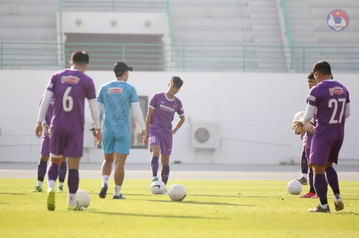 Phan Văn Đức: UAE, Indonesia và Malaysia đều là những đối thủ mạnh - Ảnh 1. Phan Văn Đức: UAE, Indonesia và Malaysia đều là những đối thủ mạnh - Ảnh 1.