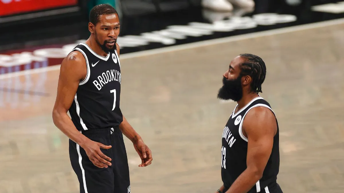 James Harden gặp chấn thương tại game 1 bán kết miền Đông - Ảnh 1.