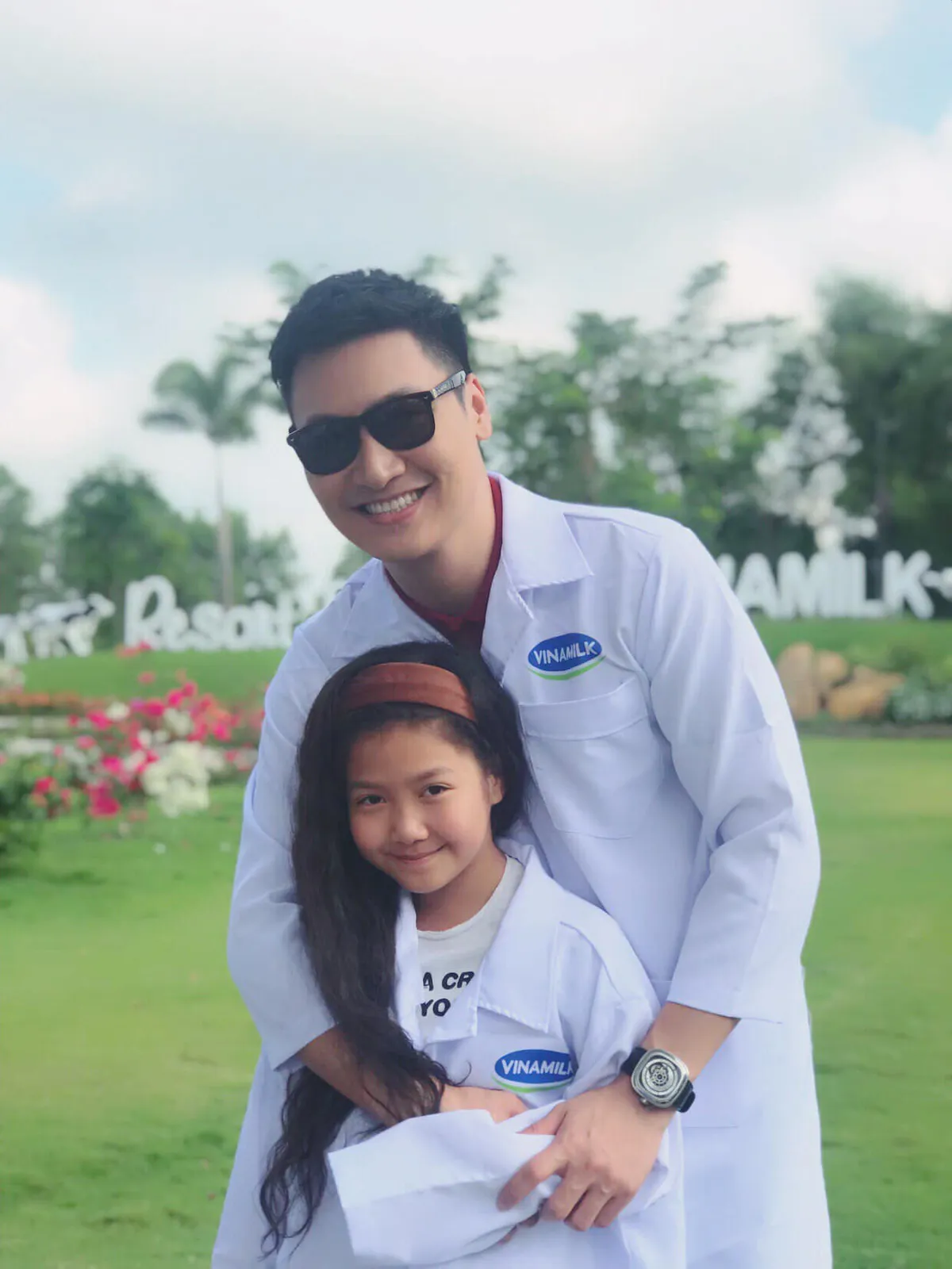 Mạnh Trường khoe ảnh hồi b&eacute;, được khen giống hệt b&eacute; Chip - Ảnh 7.