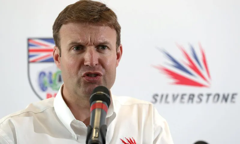 Trường đua Silverstone sẵn sàng đăng cai thêm 1 chặng nữa ở mùa 2021 - Ảnh 1. Trường đua Silverstone sẵn sàng đăng cai thêm 1 chặng nữa ở mùa 2021 - Ảnh 1.