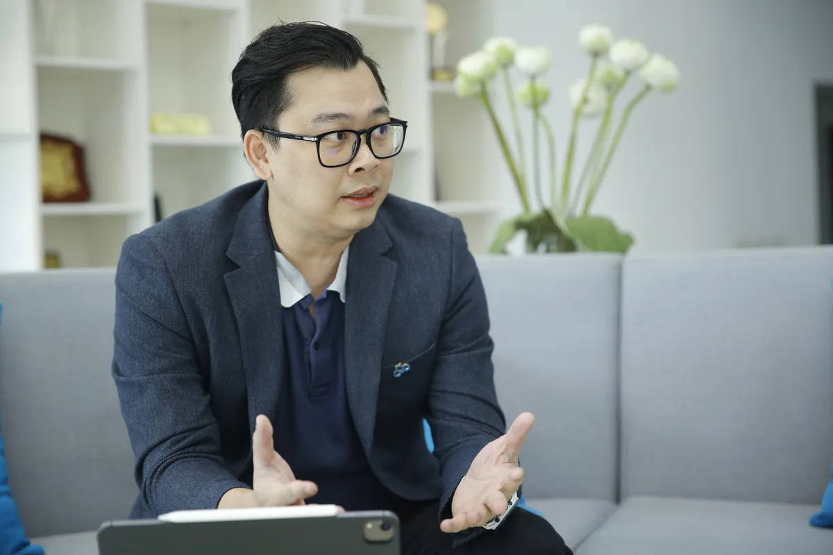 Thích ứng với COVID - 19: Hòa Phát khởi động dự án chuyển đổi số, hướng đến mục tiêu tập đoàn đa ngành - Ảnh 1.