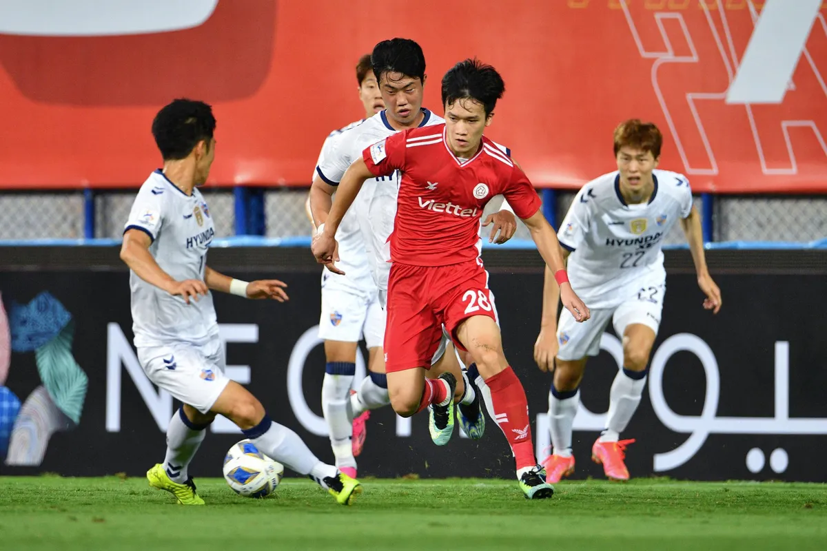 Bóng đá Việt Nam nhận thêm 2 suất dự AFC Champions League - Ảnh 1. Bóng đá Việt Nam nhận thêm 2 suất dự AFC Champions League - Ảnh 1.