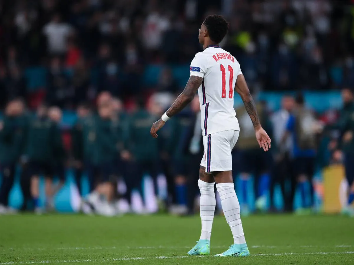 Rashford dằn vặt vì khiến ĐT Anh mất chức vô địch EURO 2020 - Ảnh 5. Rashford dằn vặt vì khiến ĐT Anh mất chức vô địch EURO 2020 - Ảnh 5.