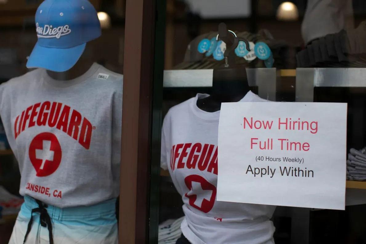 Kh&ocirc;ng muốn đi l&agrave;m v&igrave; ngồi kh&ocirc;ng... cũng c&oacute; tiền - Ảnh 2.