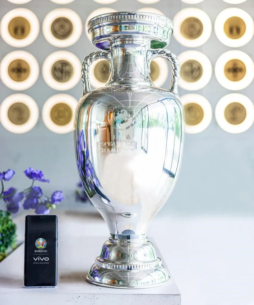 Vivo đồng hành trong “Bữa tiệc công nghệ” tại Lễ bế mạc UEFA EURO 2020 - Ảnh 1.