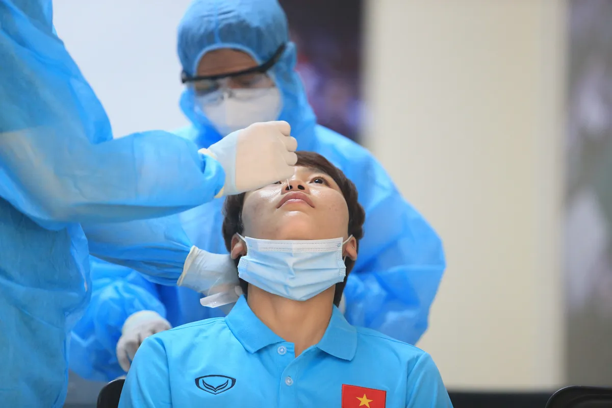 ĐT nữ Việt Nam kiểm tra y tế theo quy định trong ngày đầu hội quân - Ảnh 12. ĐT nữ Việt Nam kiểm tra y tế theo quy định trong ngày đầu hội quân - Ảnh 12.